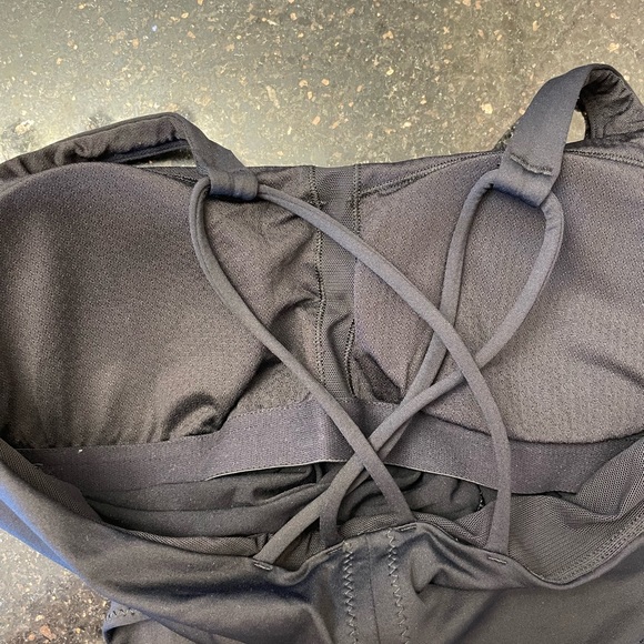 NWOT Lululemon Tank - Picture 6 of 6